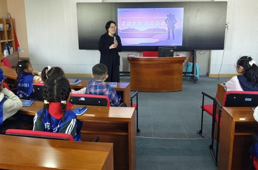 星浦筑梦　 志在巅峰　——星浦小学“登山女神进校园”苏州广电小记者活动